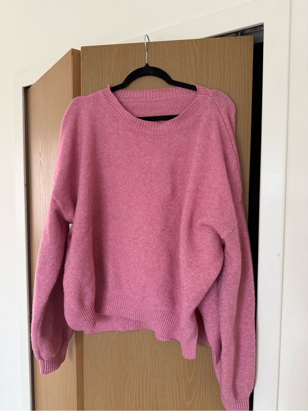 Cozy Women's Pink Crewneck Sweater
